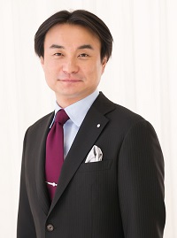 代表　四方　祥樹